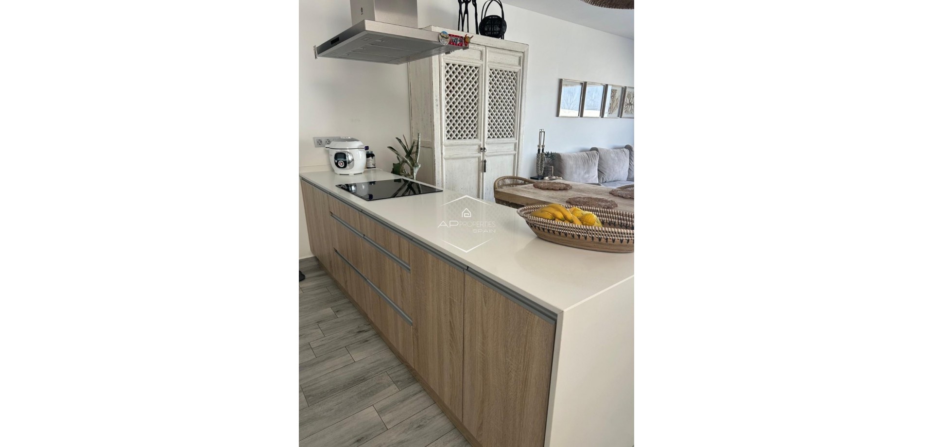 Reventa - Villa - Semi pareado -
Daya Nueva