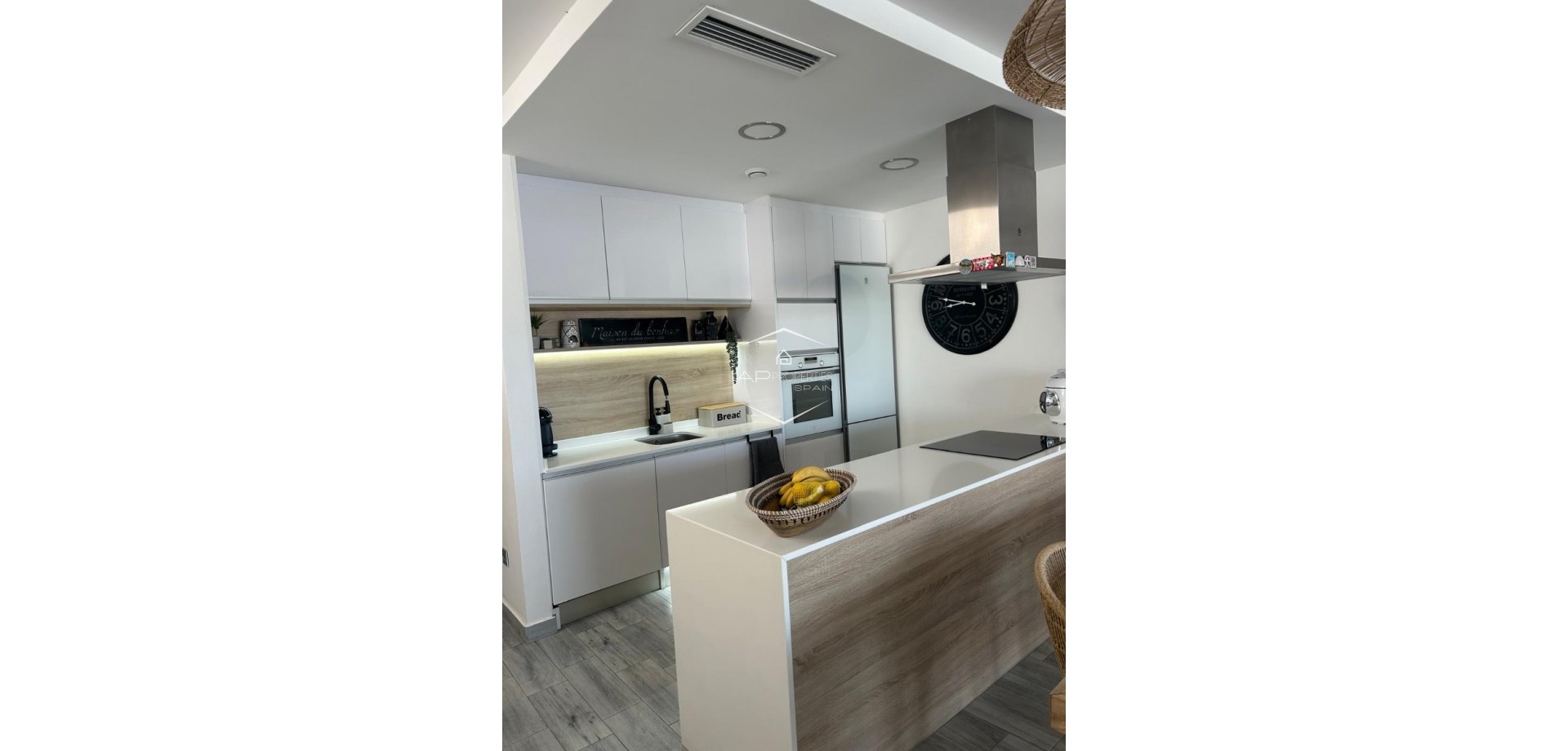 Reventa - Villa - Semi pareado -
Daya Nueva