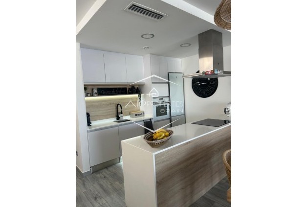 Reventa - Villa - Semi pareado -
Daya Nueva