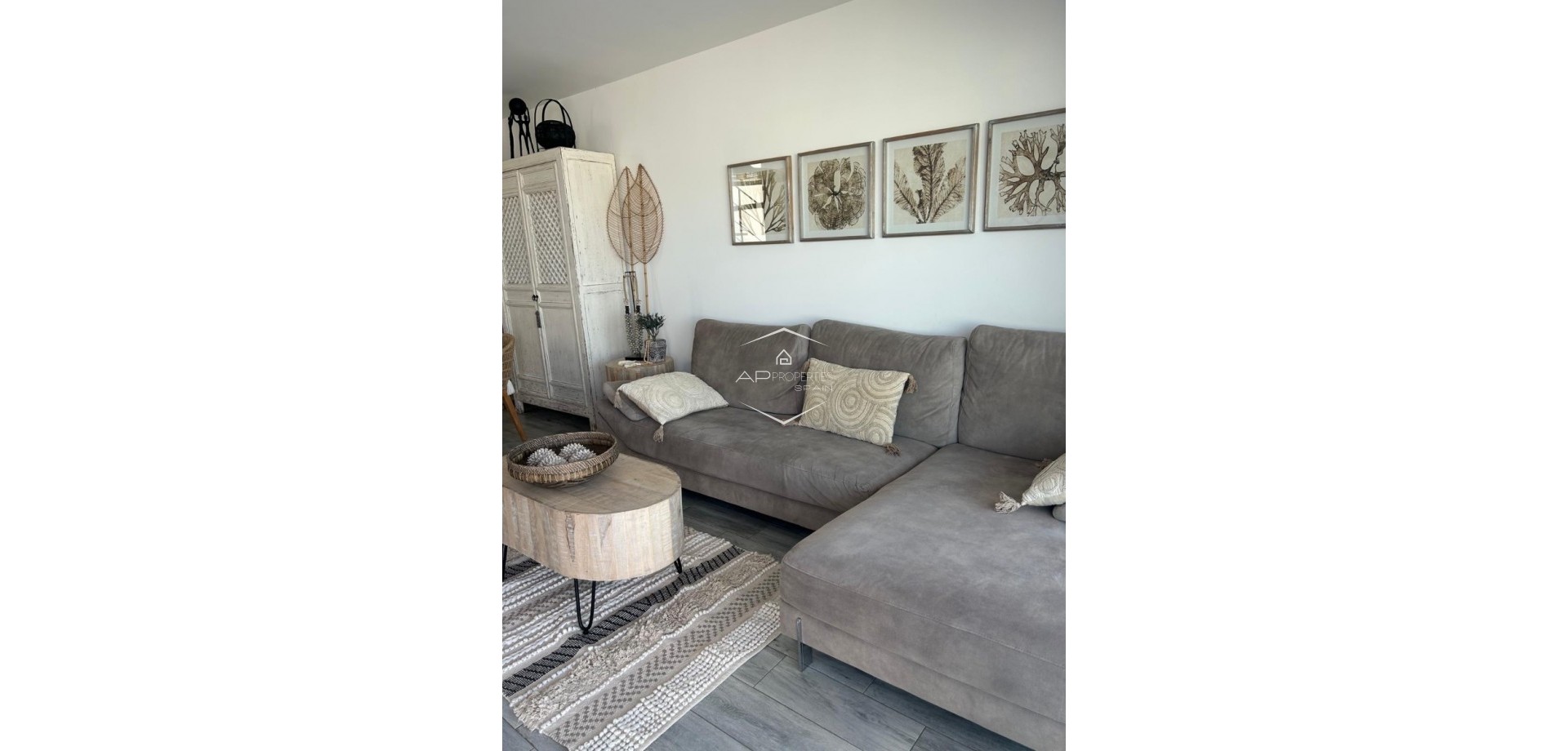 Reventa - Villa - Semi pareado -
Daya Nueva