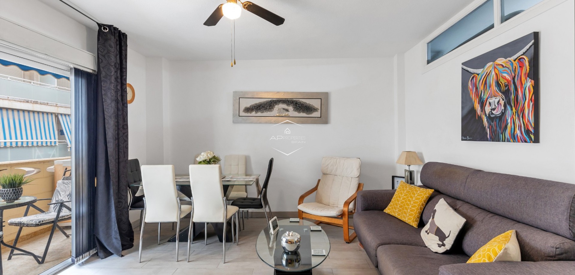 Resale - Apartment - flat -
Torrevieja - Playa del cura