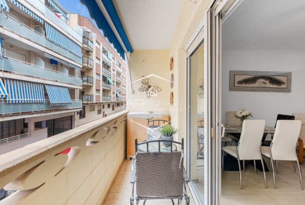 Resale - Apartment - flat -
Torrevieja - Playa del cura