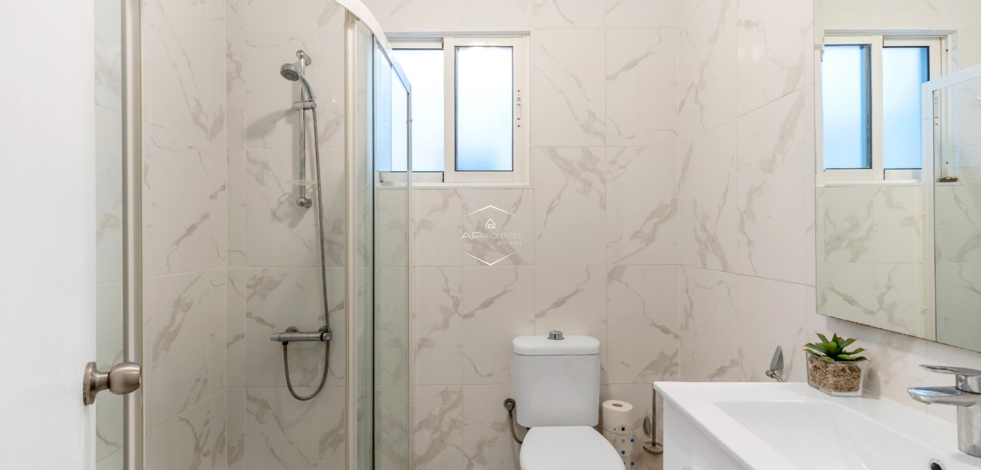 Resale - Apartment - flat -
Torrevieja - Playa del cura