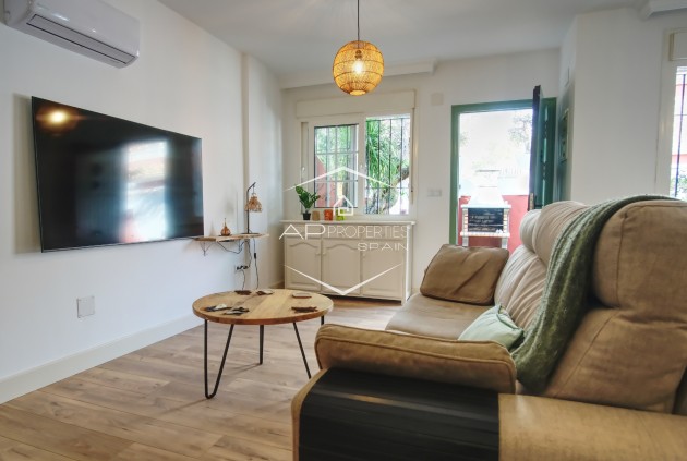 Reventa - Villa - Semi pareado -
Orihuela Costa - Costa Blanca South