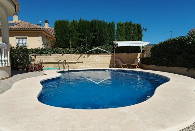 Resale - Villa - Detached -
La Romana