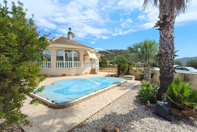 Reventa - Villa - Independiente -
La Romana