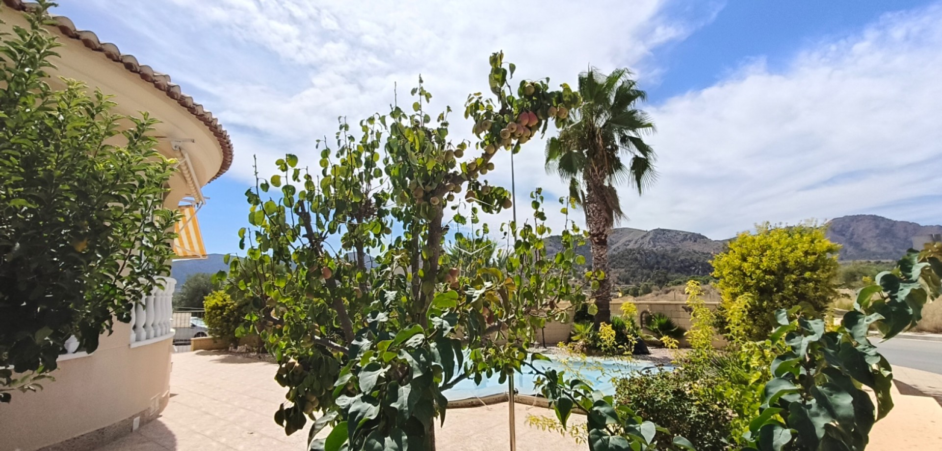 Reventa - Villa - Independiente -
La Romana