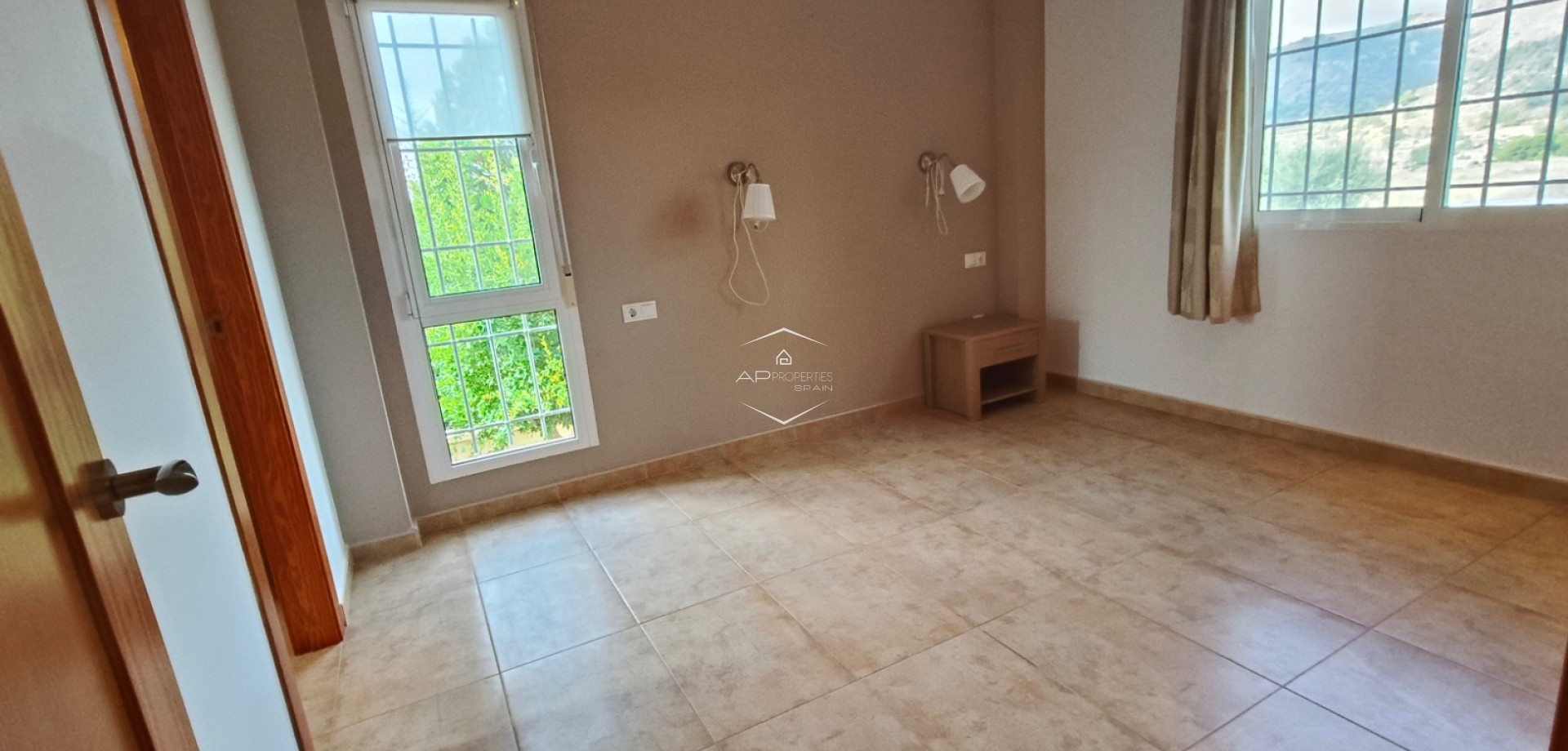 Reventa - Villa - Independiente -
La Romana