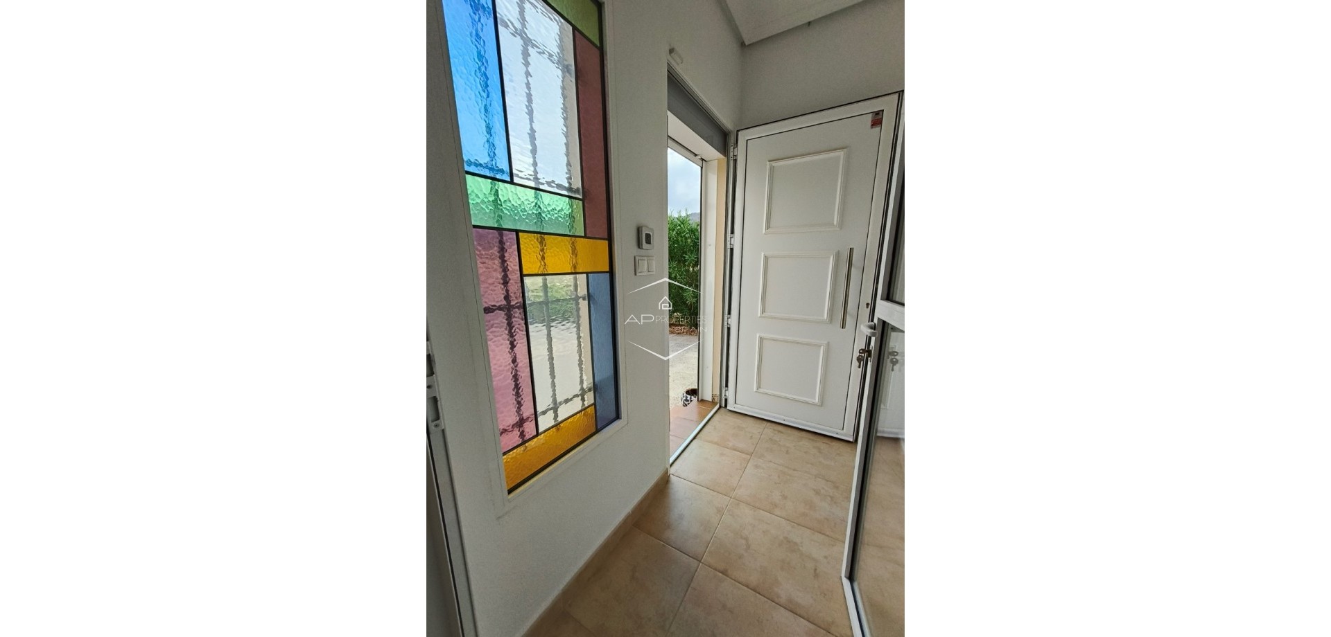 Reventa - Villa - Independiente -
La Romana