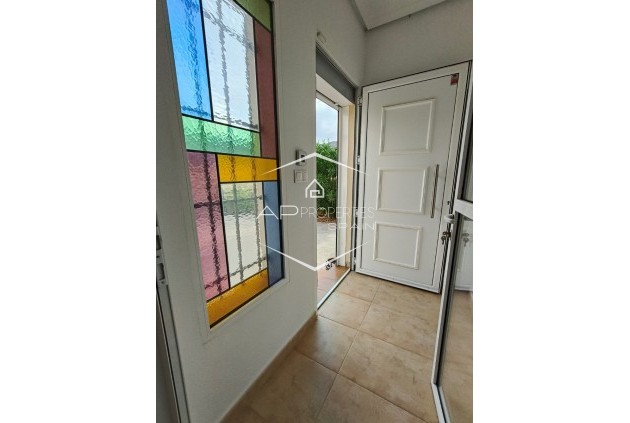 Reventa - Villa - Independiente -
La Romana