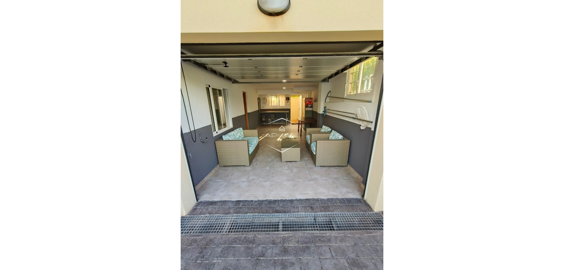 Reventa - Villa - Independiente -
La Romana