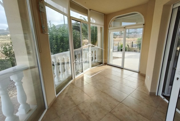 Reventa - Villa - Independiente -
La Romana