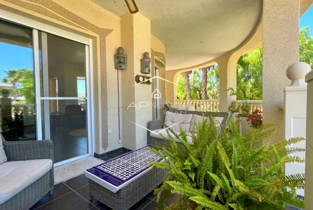 Odsprzedaż - Willa - Dom wolnostojący -
Hondón de las Nieves