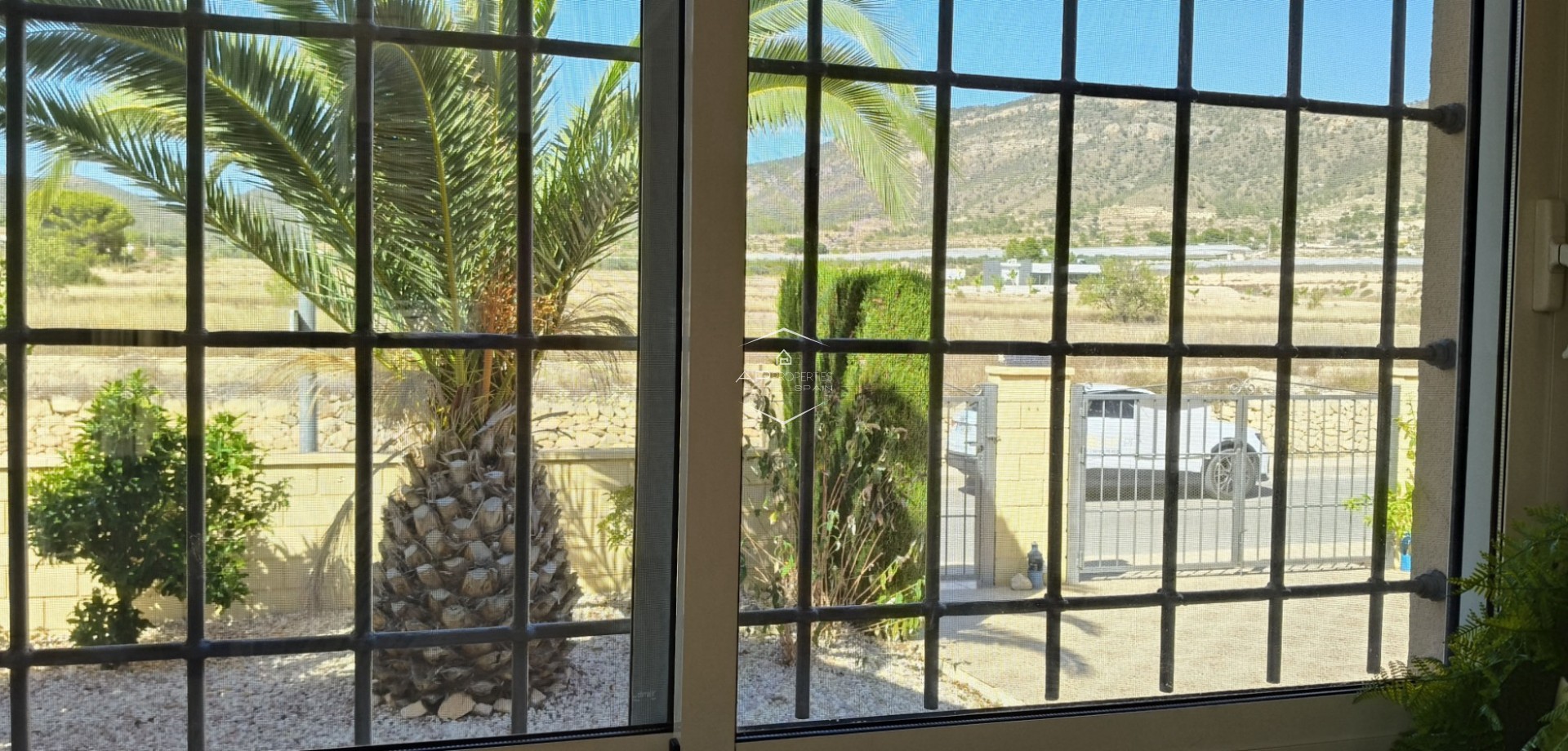 Reventa - Villa - Independiente -
La Romana