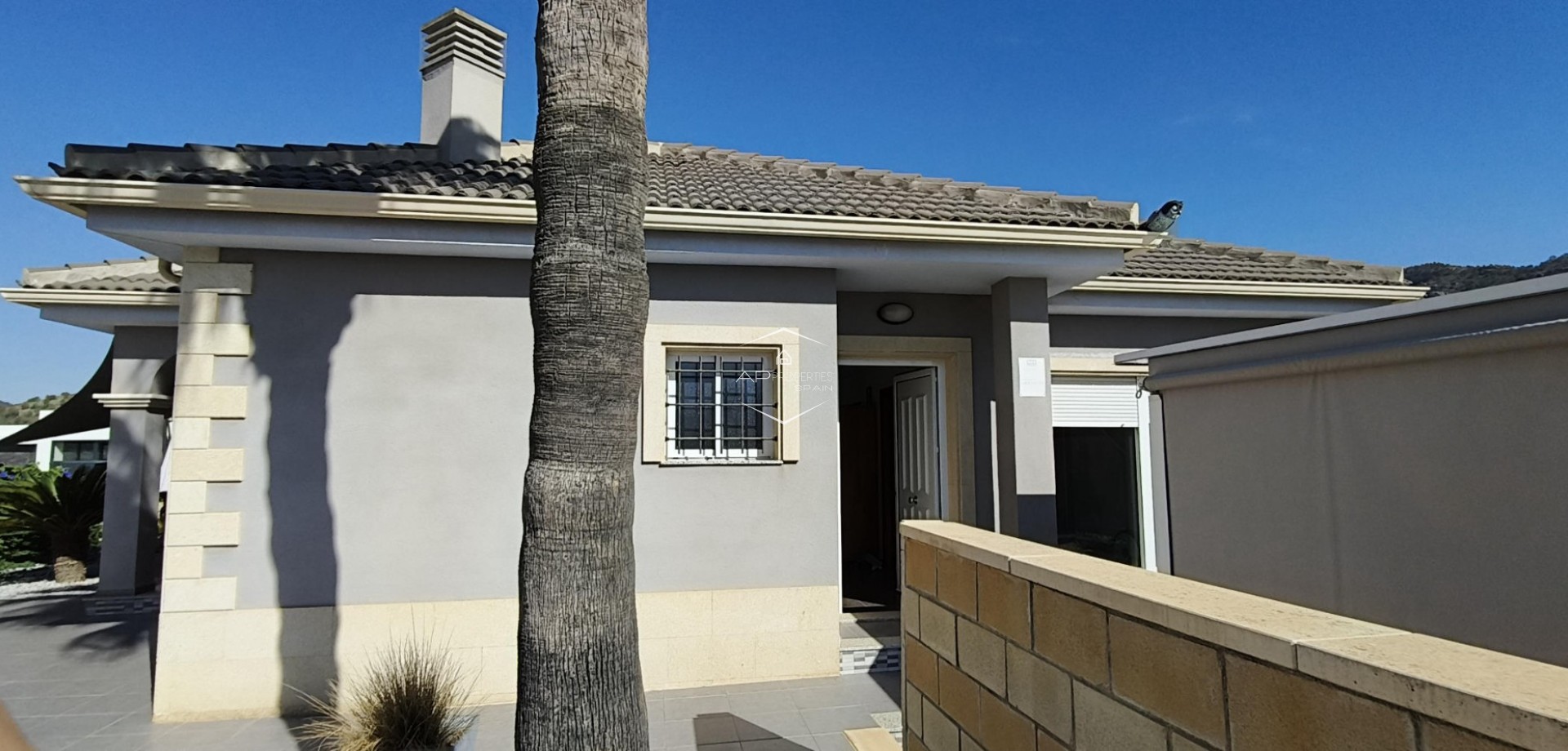 Reventa - Villa - Independiente -
La Romana