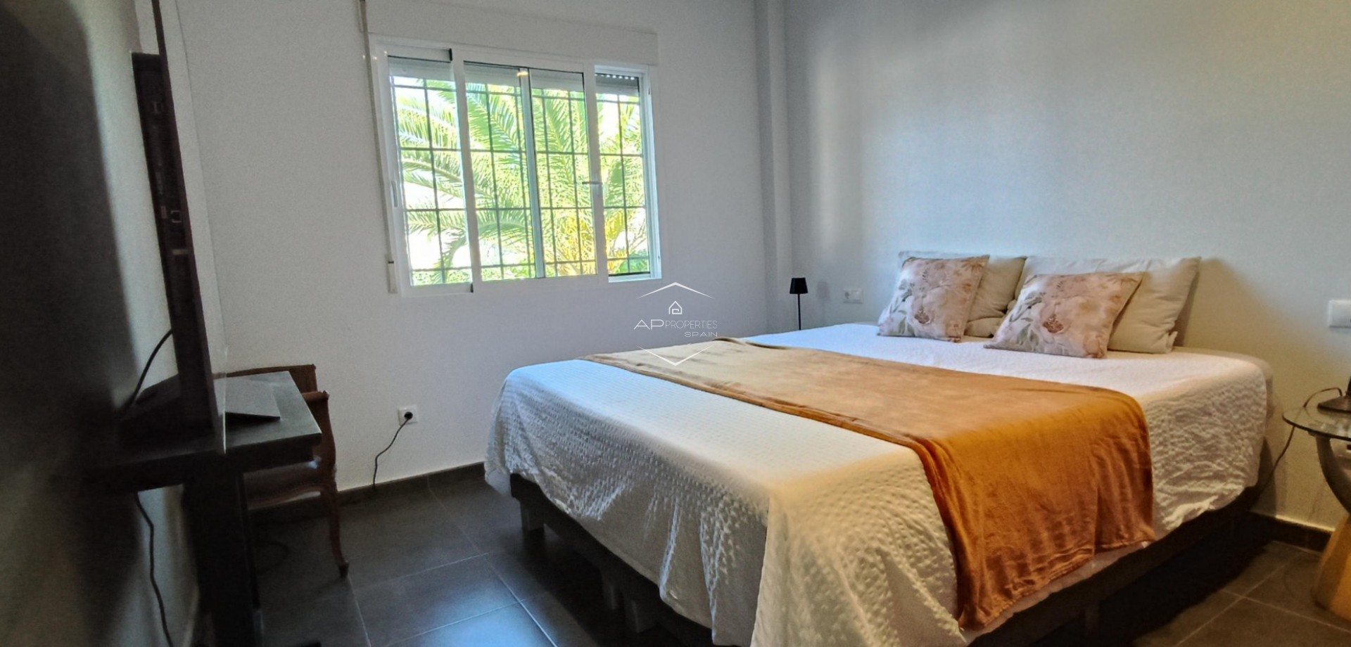 Reventa - Villa - Independiente -
La Romana