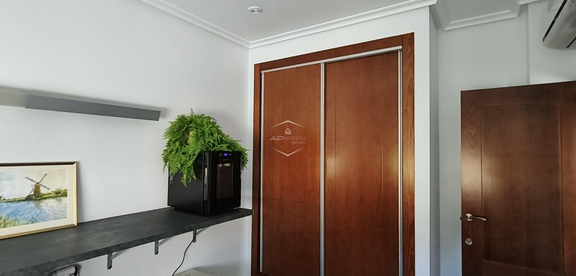 Reventa - Villa - Independiente -
La Romana