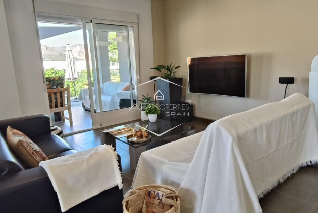 Reventa - Villa - Independiente -
La Romana