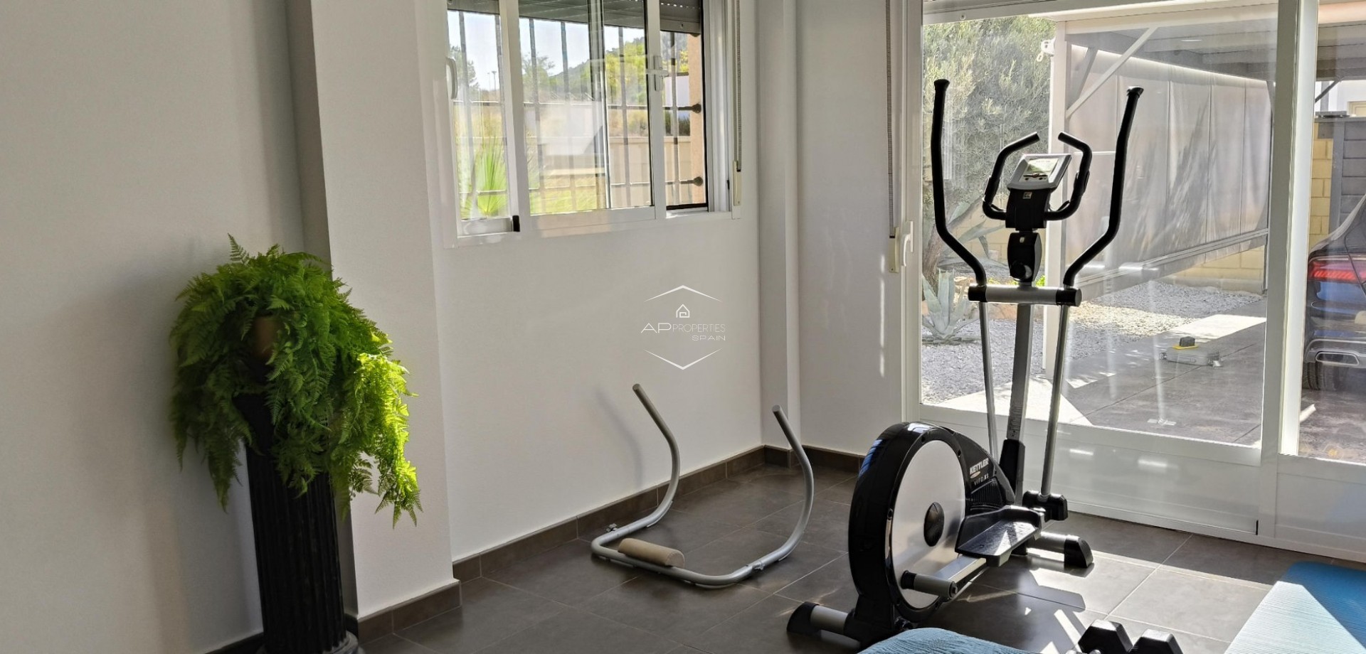 Reventa - Villa - Independiente -
La Romana