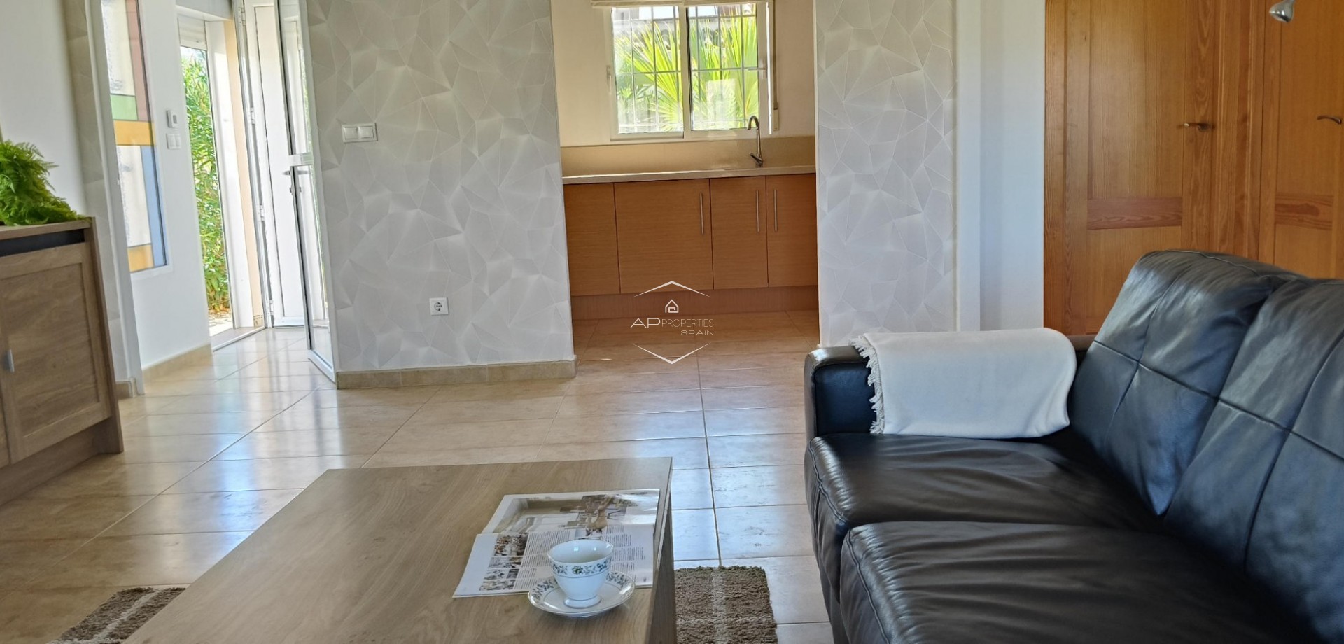 Reventa - Villa - Independiente -
La Romana