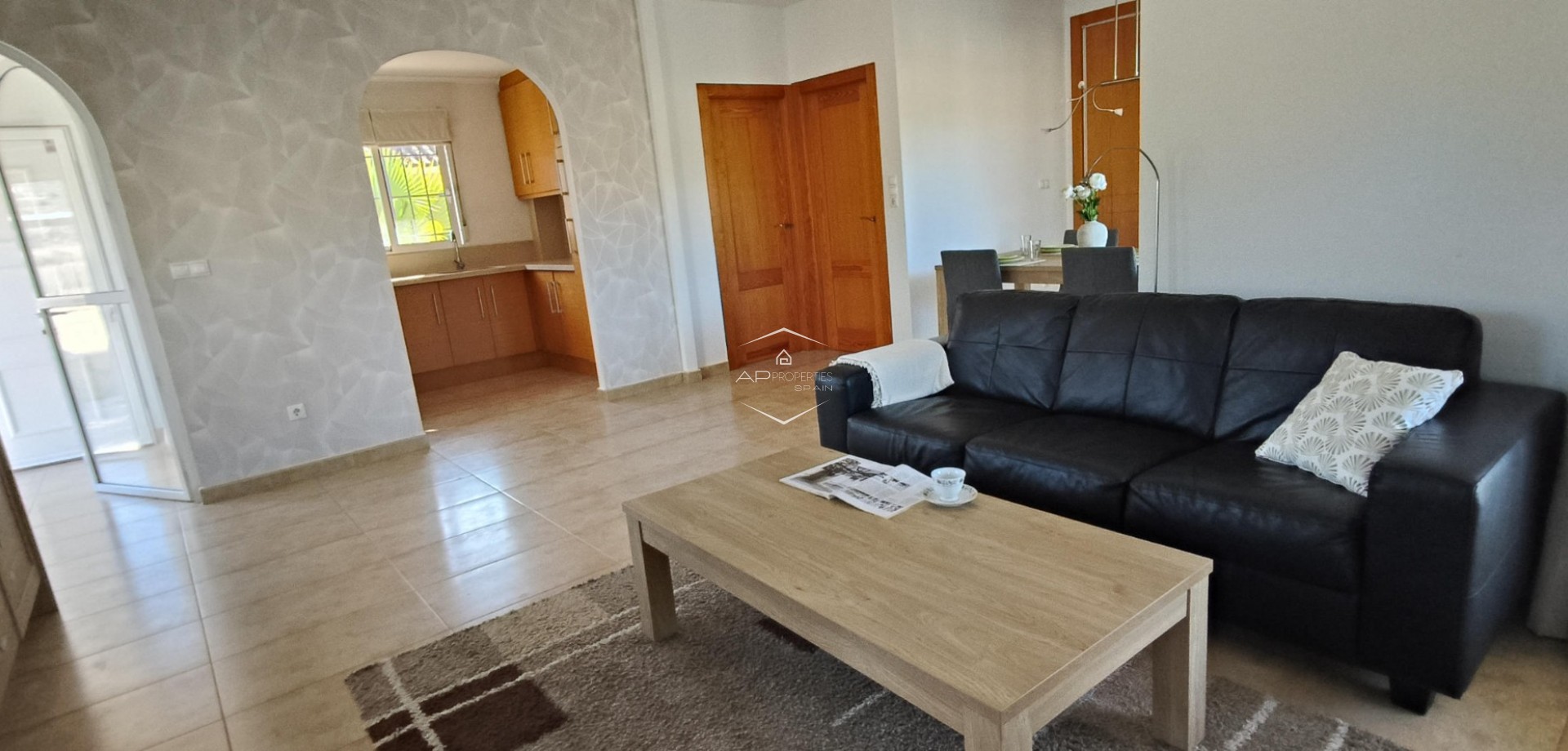 Reventa - Villa - Independiente -
La Romana