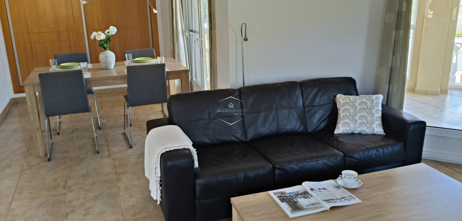 Reventa - Villa - Independiente -
La Romana