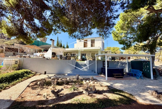 Resale - Villa - Detached -
Elche - Center
