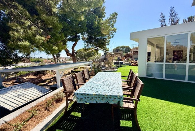 Resale - Villa - Detached -
Elche - Center