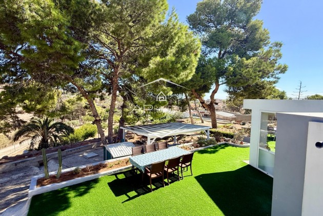 Resale - Villa - Detached -
Elche - Center