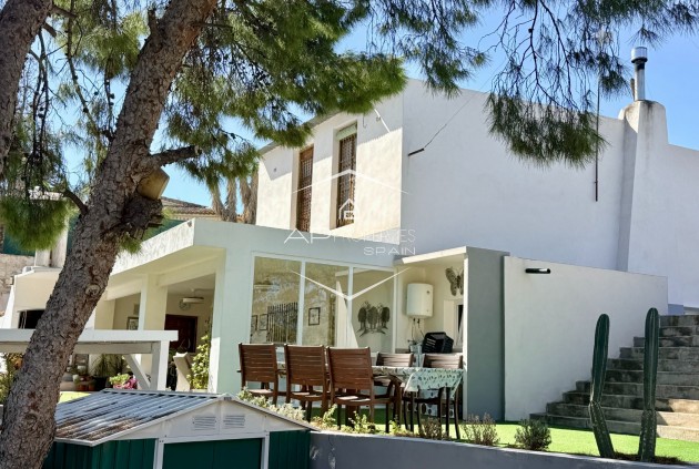 Resale - Villa - Detached -
Elche - Center