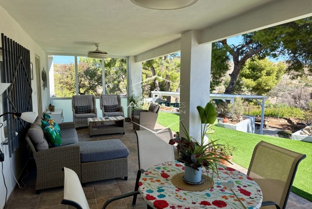 Resale - Villa - Detached -
Elche - Center