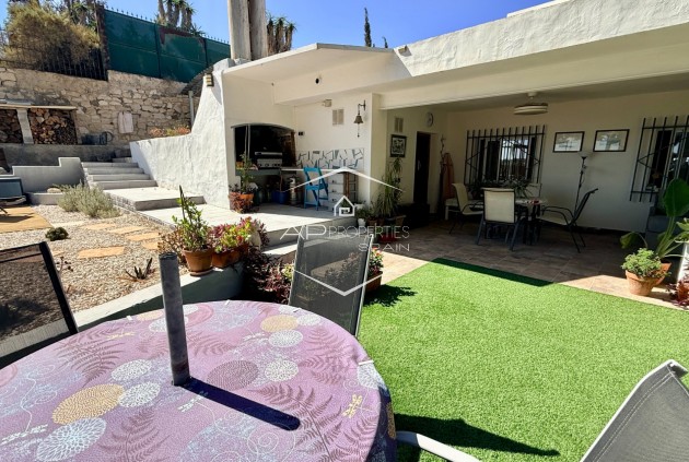 Resale - Villa - Detached -
Elche - Center