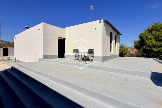 Resale - Villa - Detached -
Elche - Center