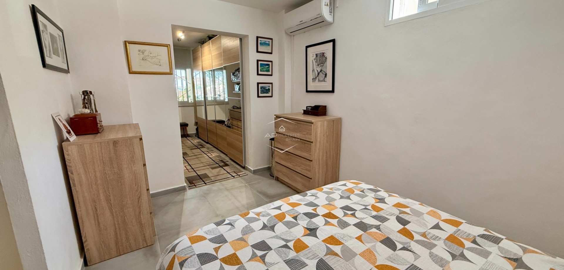 Resale - Villa - Detached -
Elche - Center