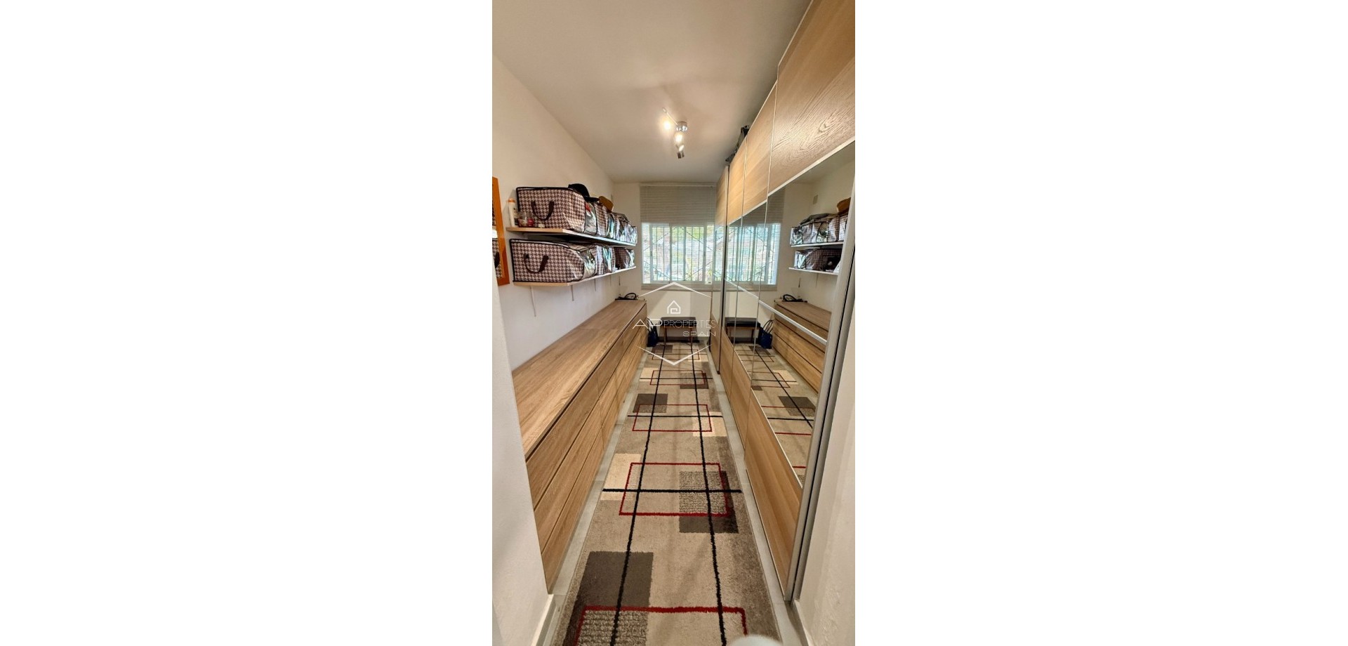 Resale - Villa - Detached -
Elche - Center