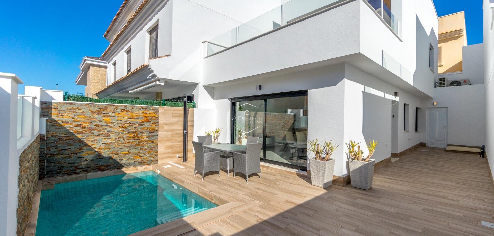 Nowy budynek - Willa - bliźniak -
San Pedro del Pinatar - Polideportivo