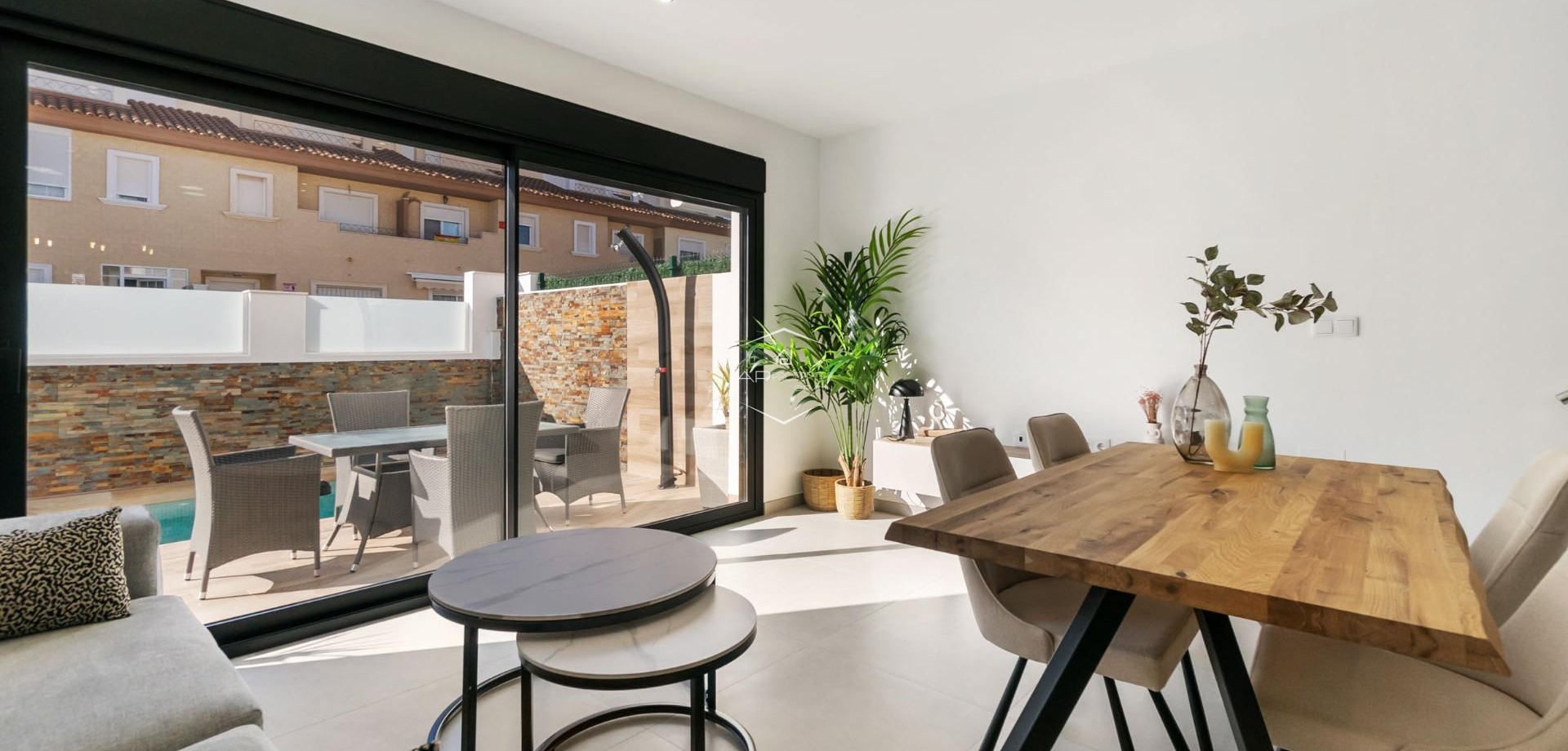 Nowy budynek - Willa - bliźniak -
San Pedro del Pinatar - Polideportivo