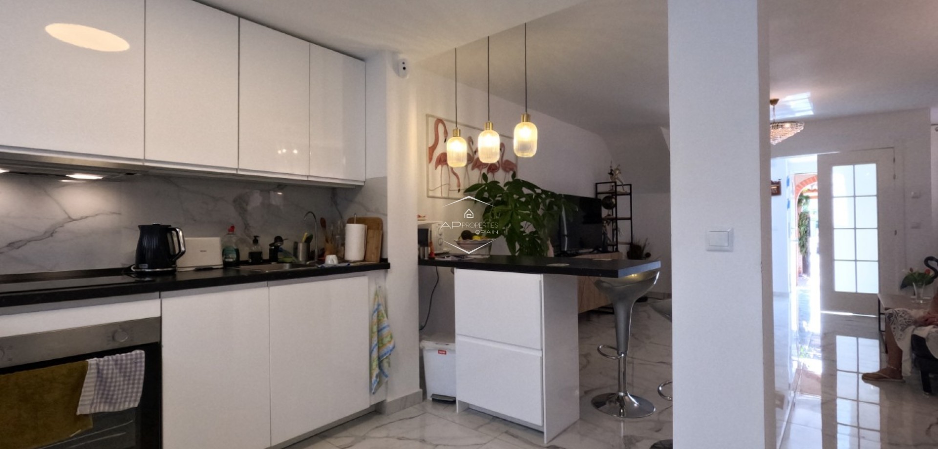 Reventa - Casa adosada / Casa adosada -
Torrevieja - El Acequión - Los Náufragos