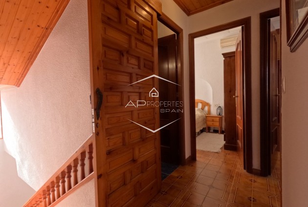 Reventa - Casa adosada / Casa adosada -
Torrevieja - El Acequión - Los Náufragos