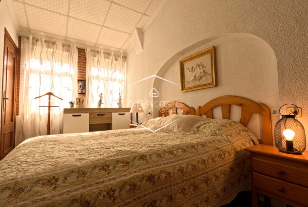 Reventa - Casa adosada / Casa adosada -
Torrevieja - El Acequión - Los Náufragos