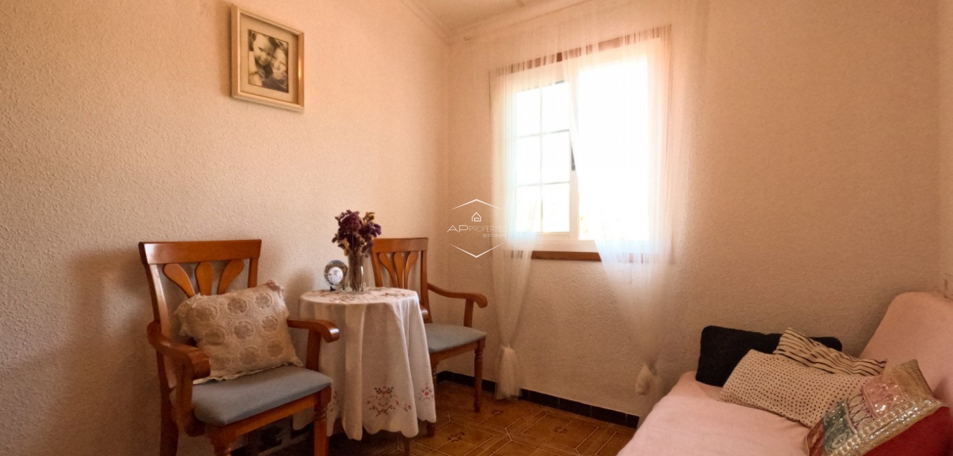 Reventa - Casa adosada / Casa adosada -
Torrevieja - El Acequión - Los Náufragos