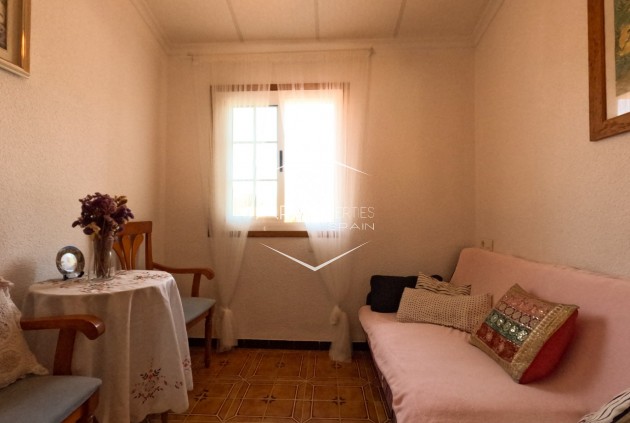 Reventa - Casa adosada / Casa adosada -
Torrevieja - El Acequión - Los Náufragos