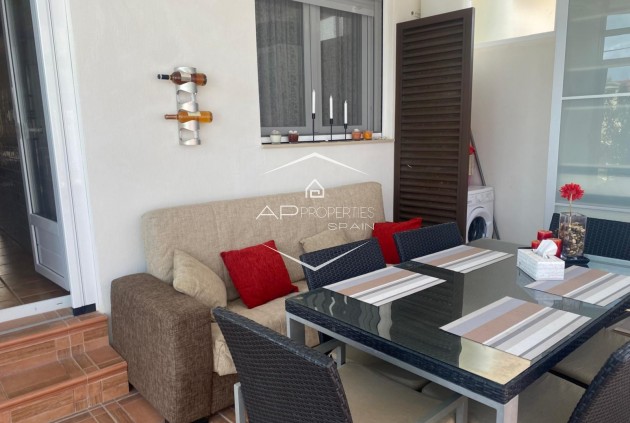 Reventa - Casa adosada / Casa adosada -
Orihuela Costa - Mil Palmeras