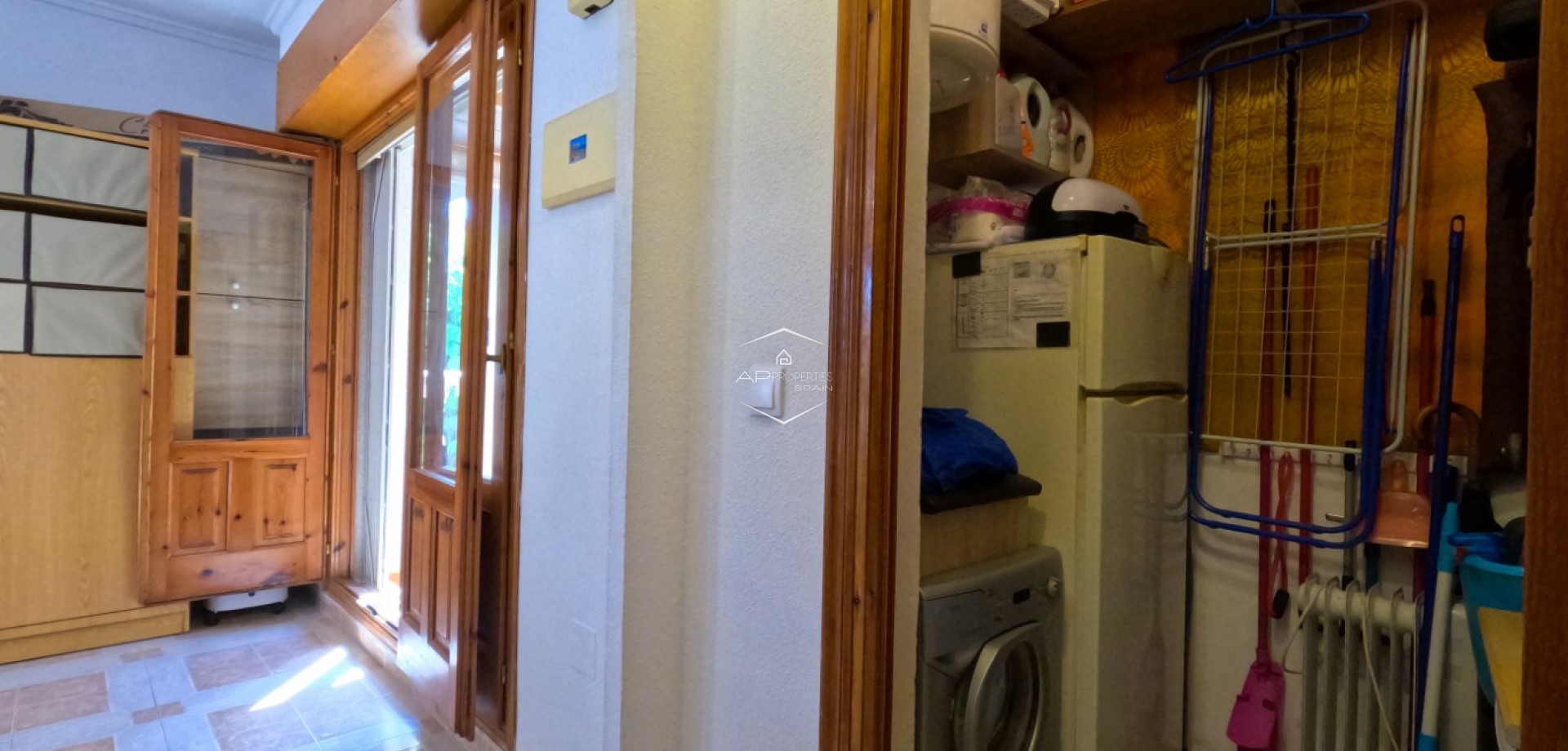 Odsprzedaż - Mieszkanie - Apartament -
Torrevieja - torrevieja