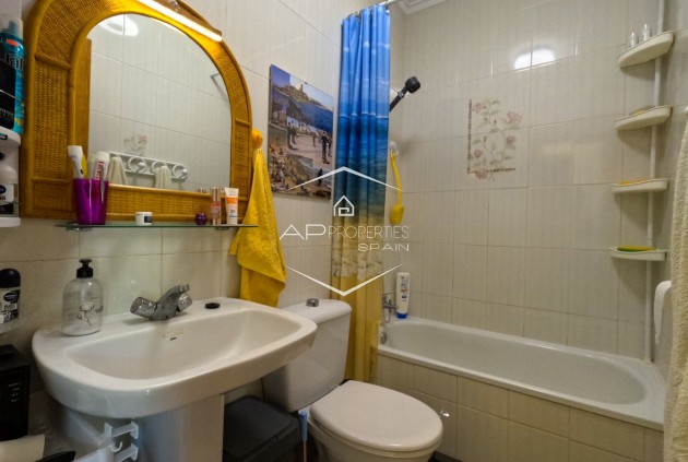 Odsprzedaż - Mieszkanie - Apartament -
Torrevieja - torrevieja