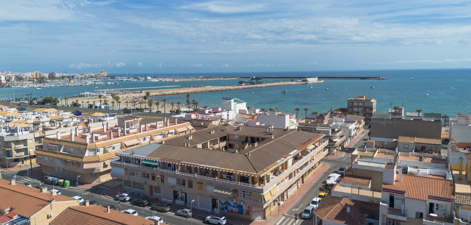 New Build - Apartment - flat -
Torrevieja - Playa Los Naufragos