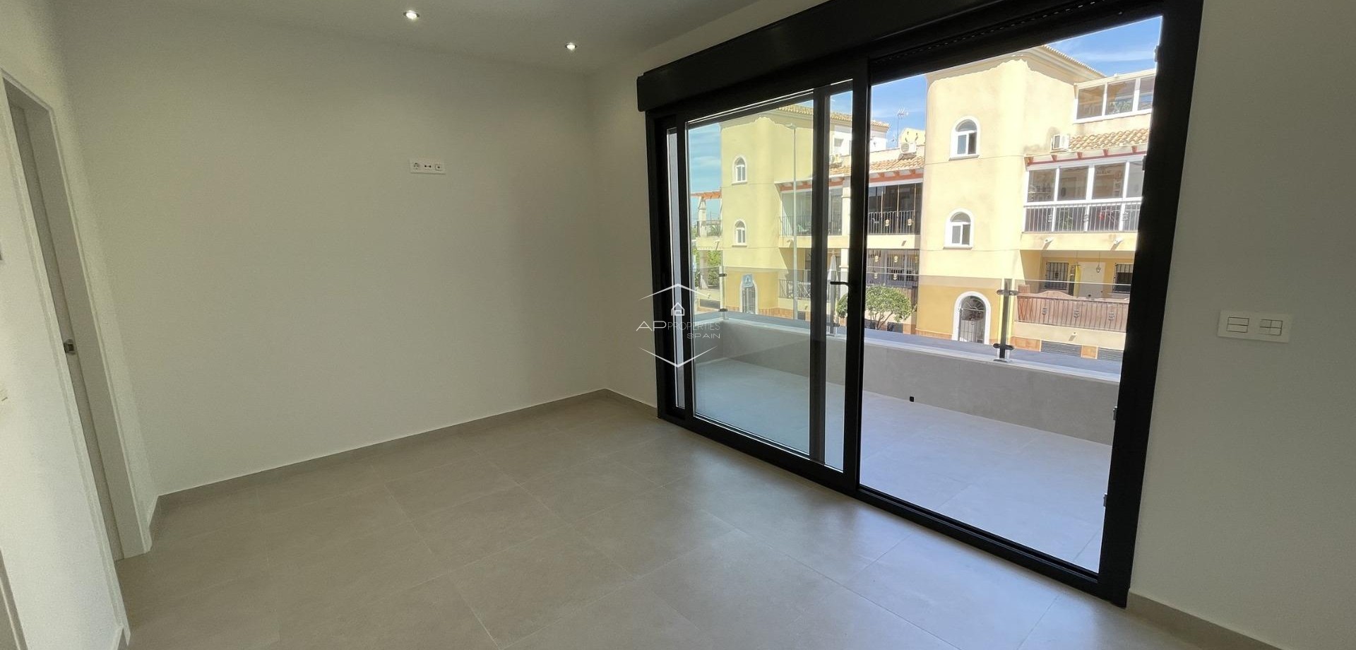 Nueva construcción  - Villa - Independiente -
Almoradí - Heredades