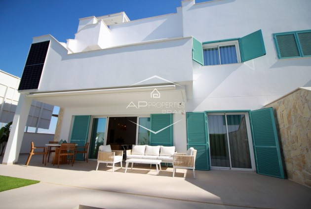 Nueva construcción  - Bungalow -
Pilar de la Horadada - Torre De La Horadada