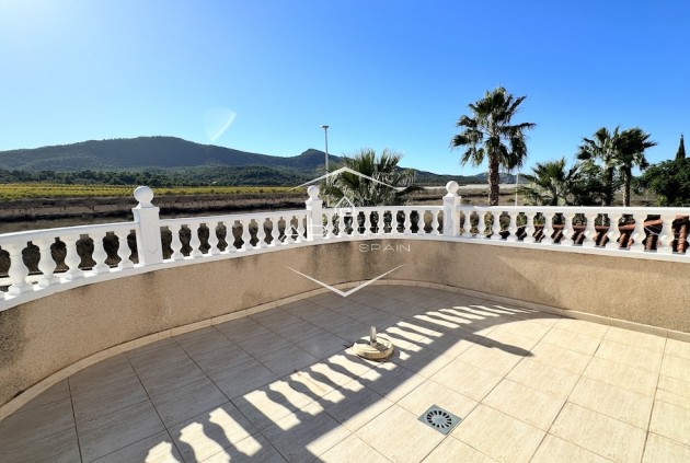 Resale - Villa / Detached -
Hondón de las Nieves