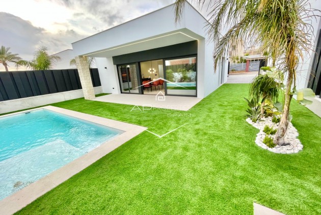 Nueva construcción  - Villa - Independiente -
Molina De Segura - Urb. La Quinta